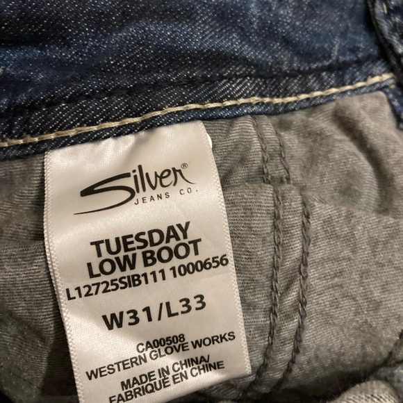 Silver Jeans. - Picture 6 of 7